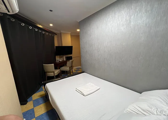 Hotel Remedios Center Manila