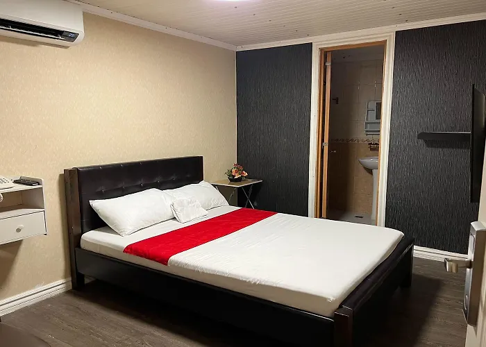 Remedios Center Hotel